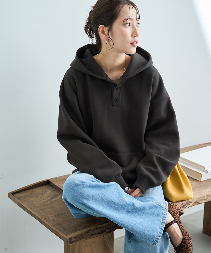 刷毛連帽按扣帽T