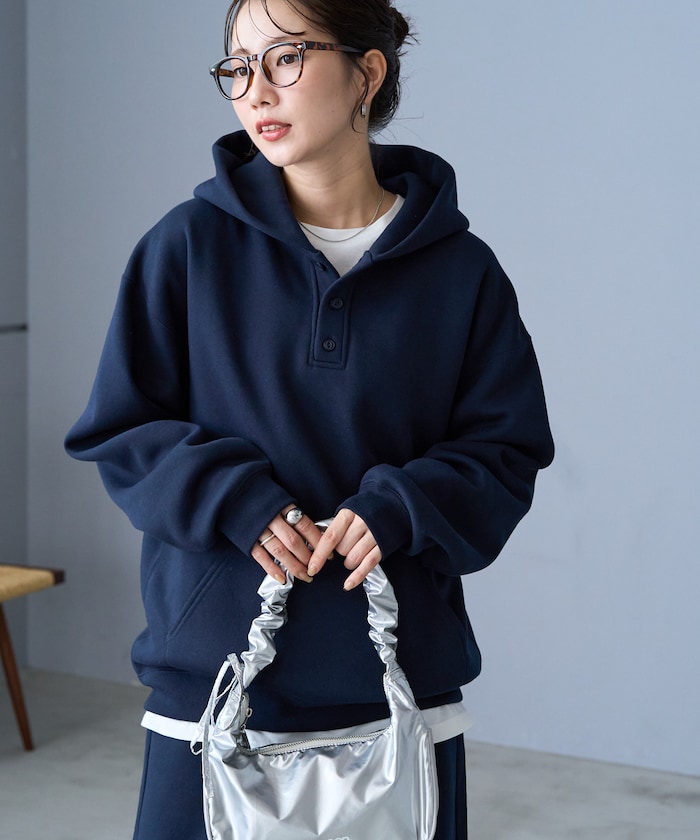 刷毛連帽按扣帽T