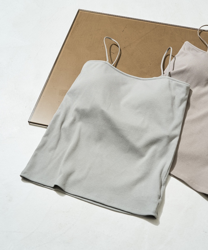 ブルーグリーン：ライトグリーン