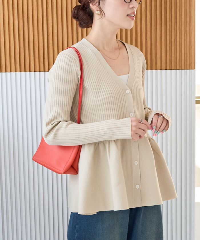 ペプラムVネックボタンニットカーディガン【限定展開】