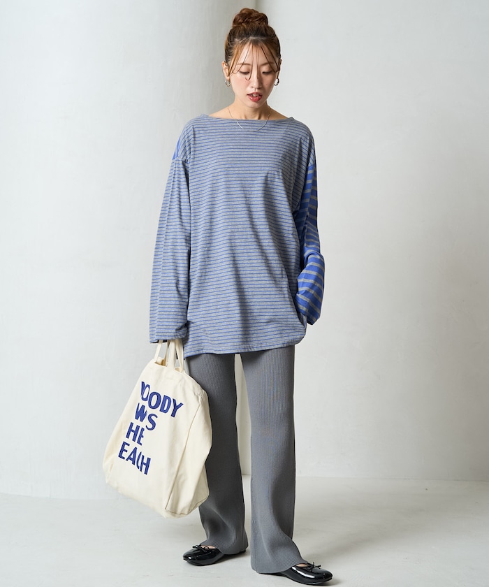 ブルー：ブルーグレー