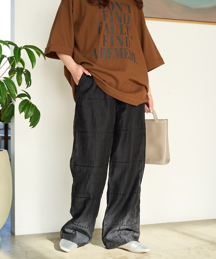 パッチワーク風総刺繍ルーズパンツ(セットアップ対応)【限定展開】