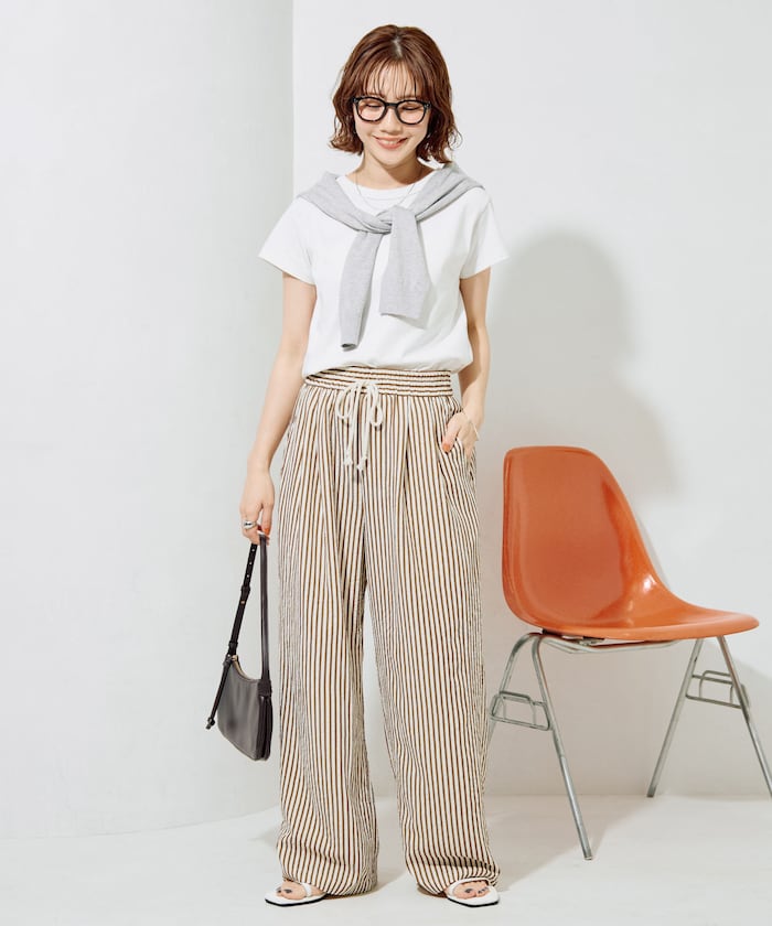 ブラウン：ブラウンストライプ