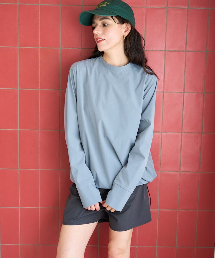 サックスブルー：サックスブルー×チャコール