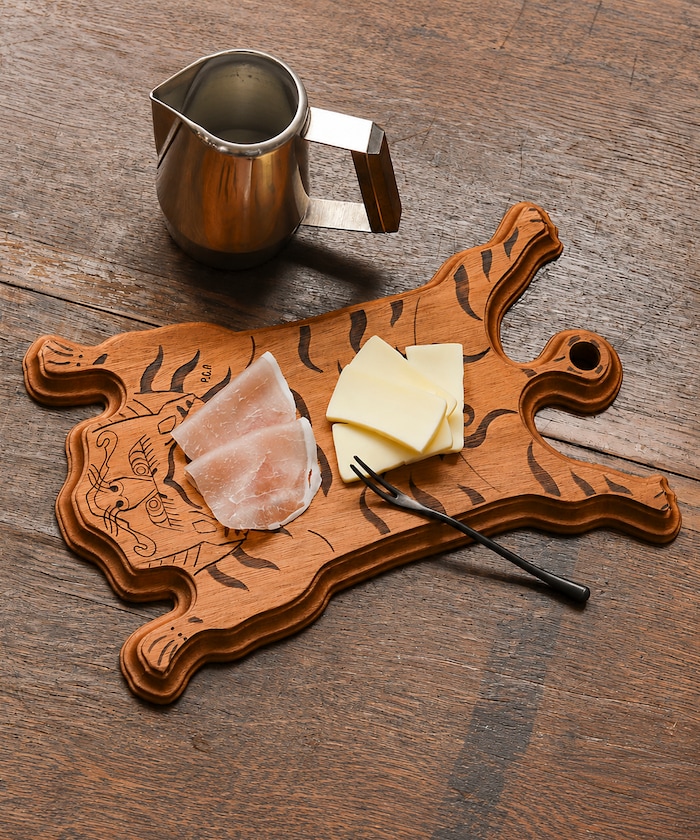 TIBETAN TIGER SERVING BOARD チベタンタイガー サービングボード