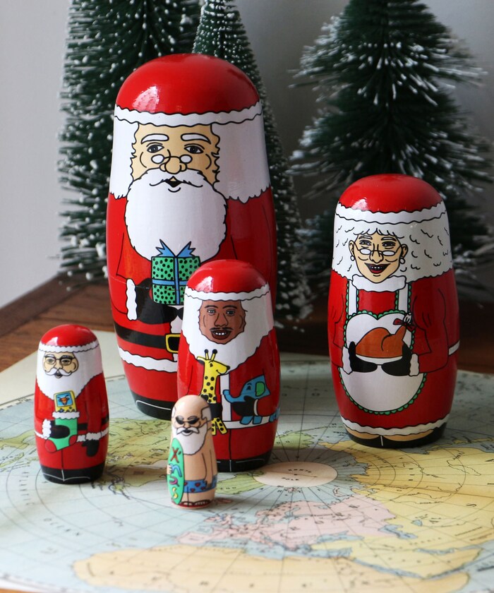 ロシア雑貨☆木製クリスマスリースB★レッド 壁掛け飾り マトリョーシカ オリガ作 ロシア雑貨☆クリスマス オーナメント ジュエリーbox オリガ作