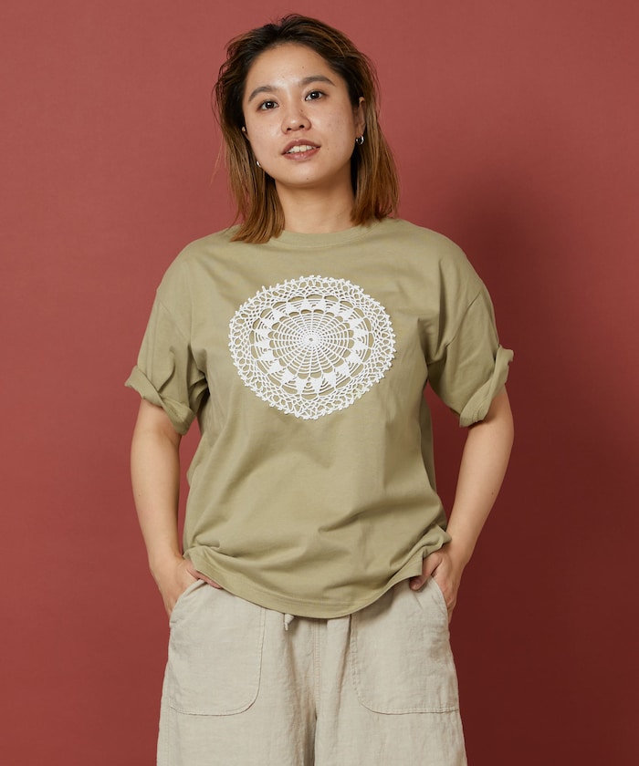 Freada/Vintage手編みレース アップリケ 半袖 Tシャツ 限定展開