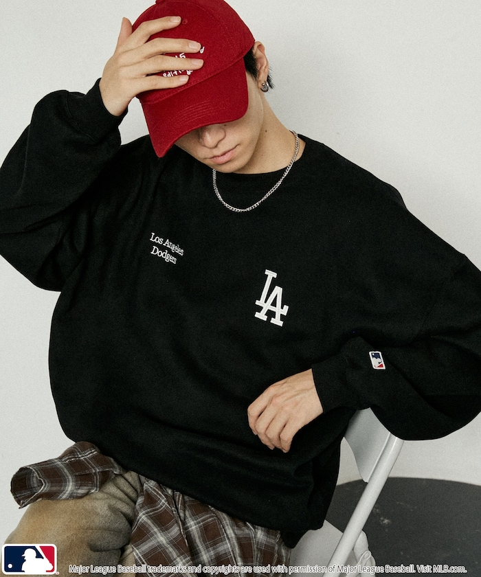 ブラック：LA