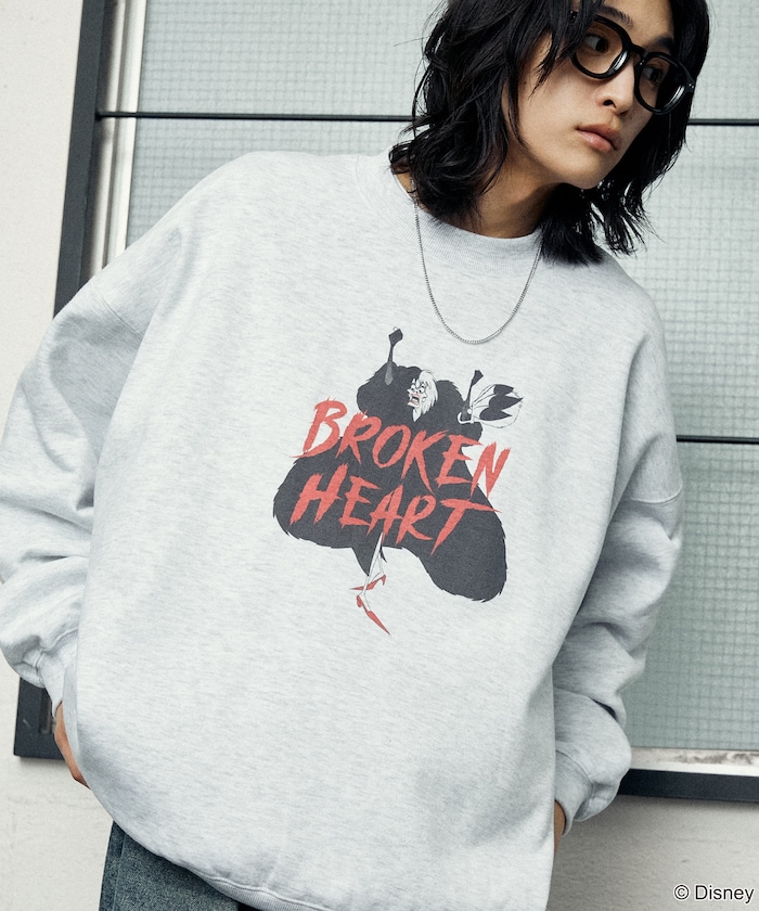 別注 VILLAINS CRUELLA  SWEAT