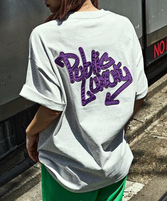 FREAK'S STOREのpublicタギンググラフィックTシャツ【限定展開】