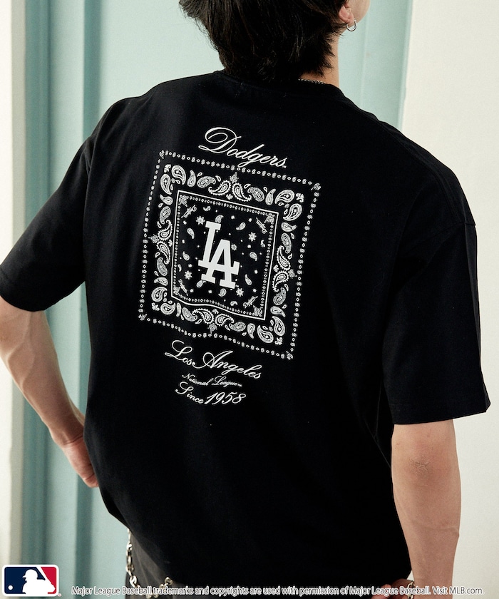 別注MLB バンダナ バックプリント Tシャツ　限定展開