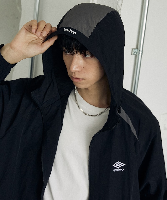 TECH NYLON HOODIE/テックナイロンフーディー