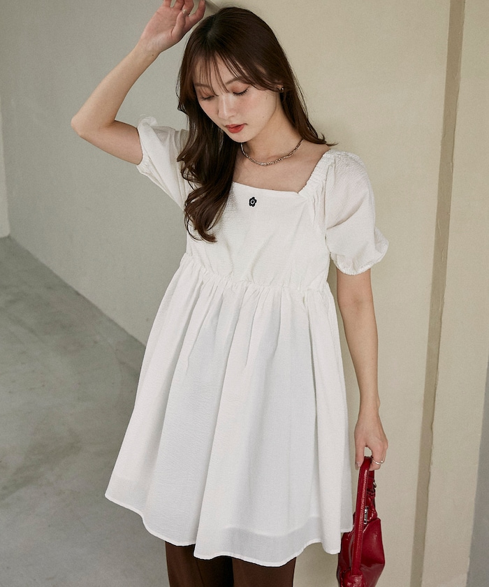 【4月3日 10:00販売開始】2WAY バルーン袖 バックギャザー ミニワンピース(スクエアネック・オフショルダー)　限定展開