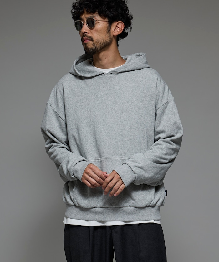 グレー：グレー×オフホワイト