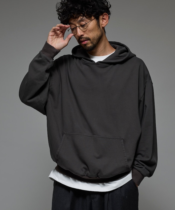 Firsthand/配色 リラックスフィット プルオーバーフーディ