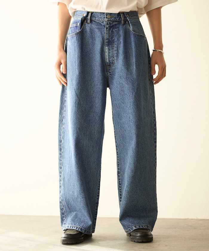 デザイン タック ジャパンデニム / ワイドシルエット