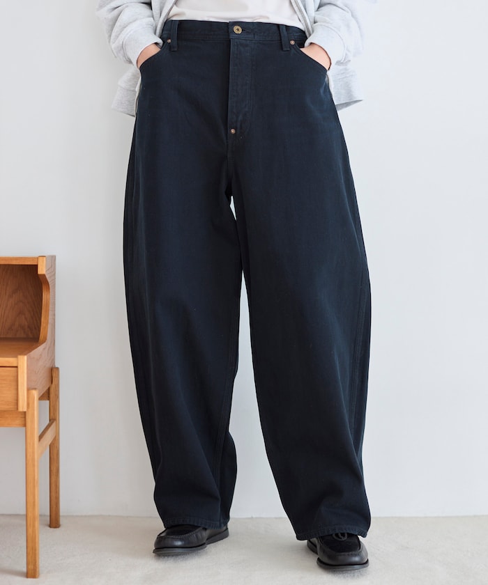 チャコール：ブルーブラック