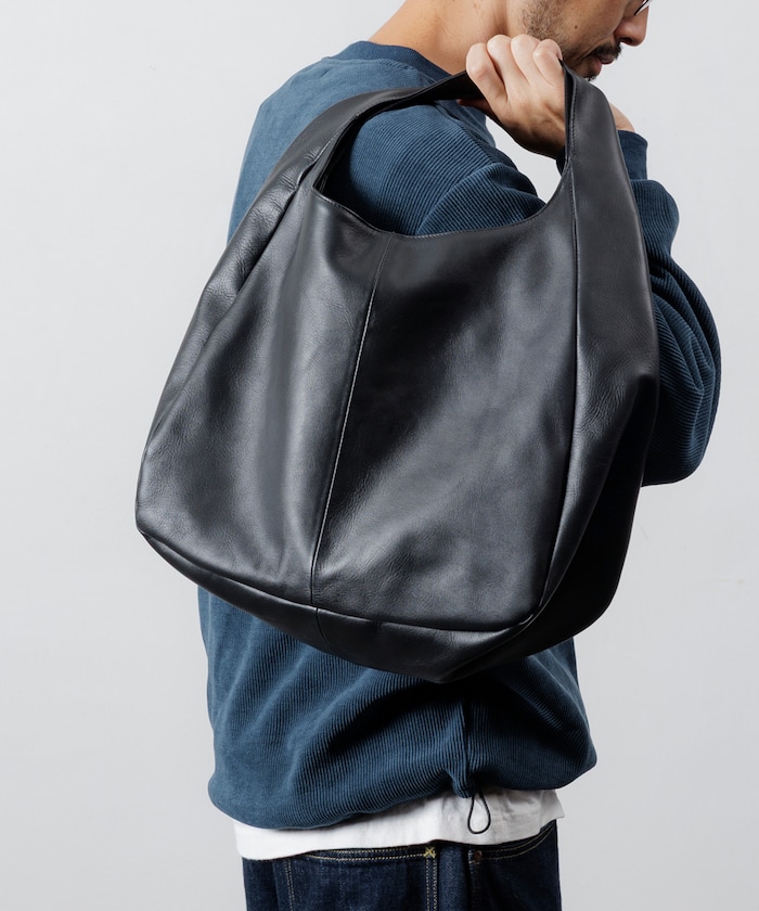 Leather Handbag / ワンハンドルハンドバッグ / 牛革 / 撥水レザー / A4収納可能