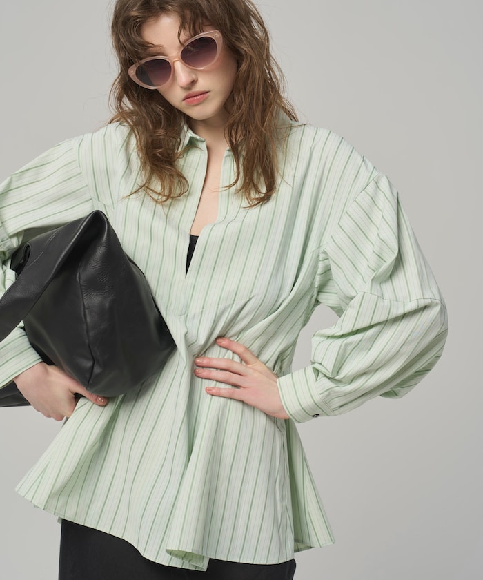 【1月14日12:00発売】フレアシルエット スキッパー バルーンスリーブ シャツ