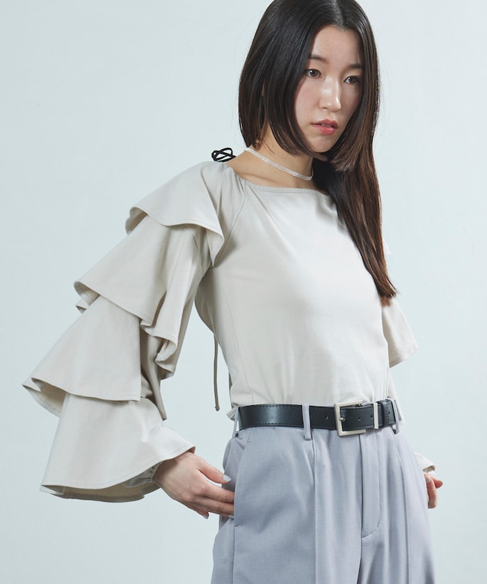 モデル：H162 着用サイズ：FREE