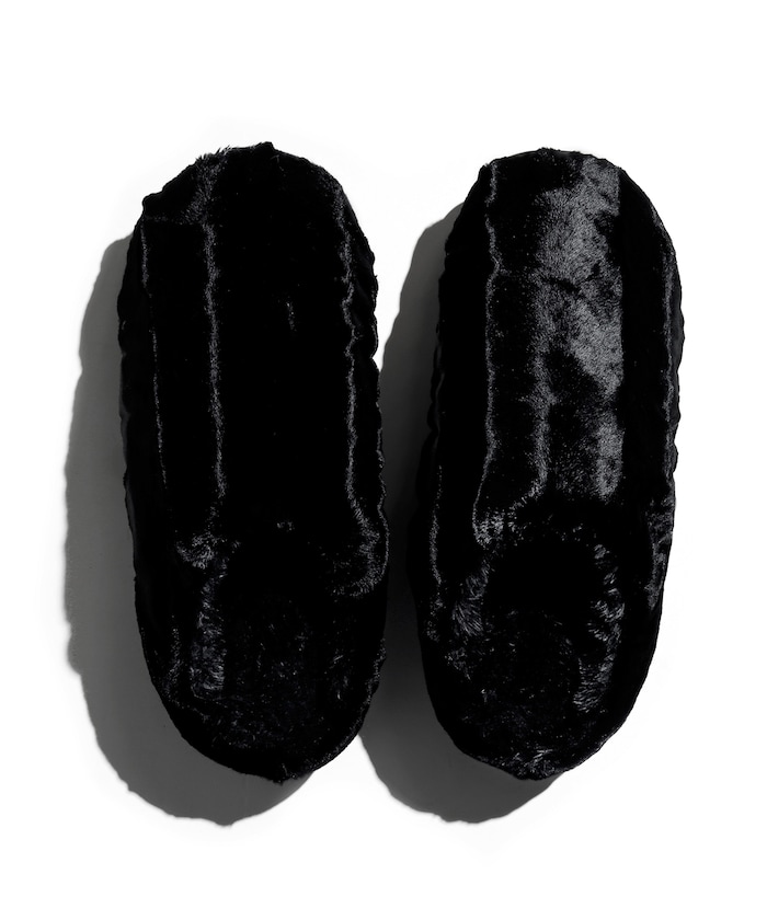 ブラック：Raven Black