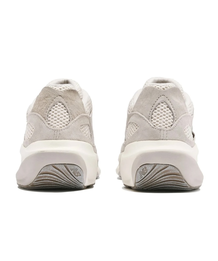 New Balance】