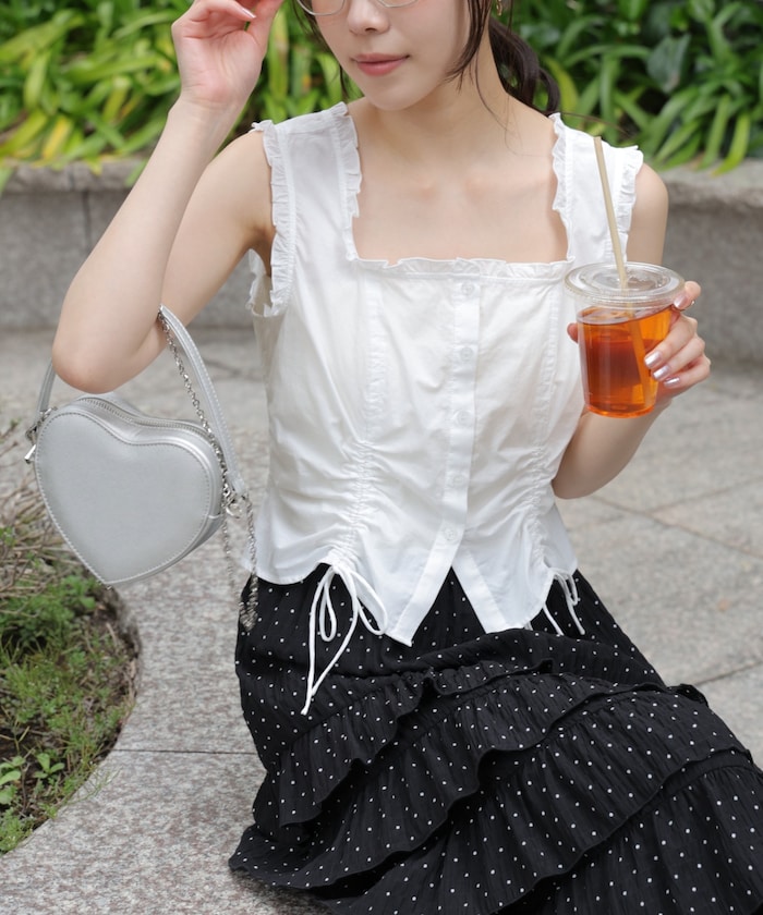 ドロストノースリーブブラウス