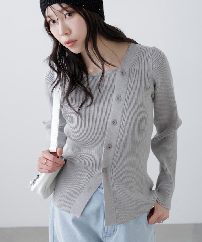 【3月16日 12：00～販売開始 】アシメボタンリブニット